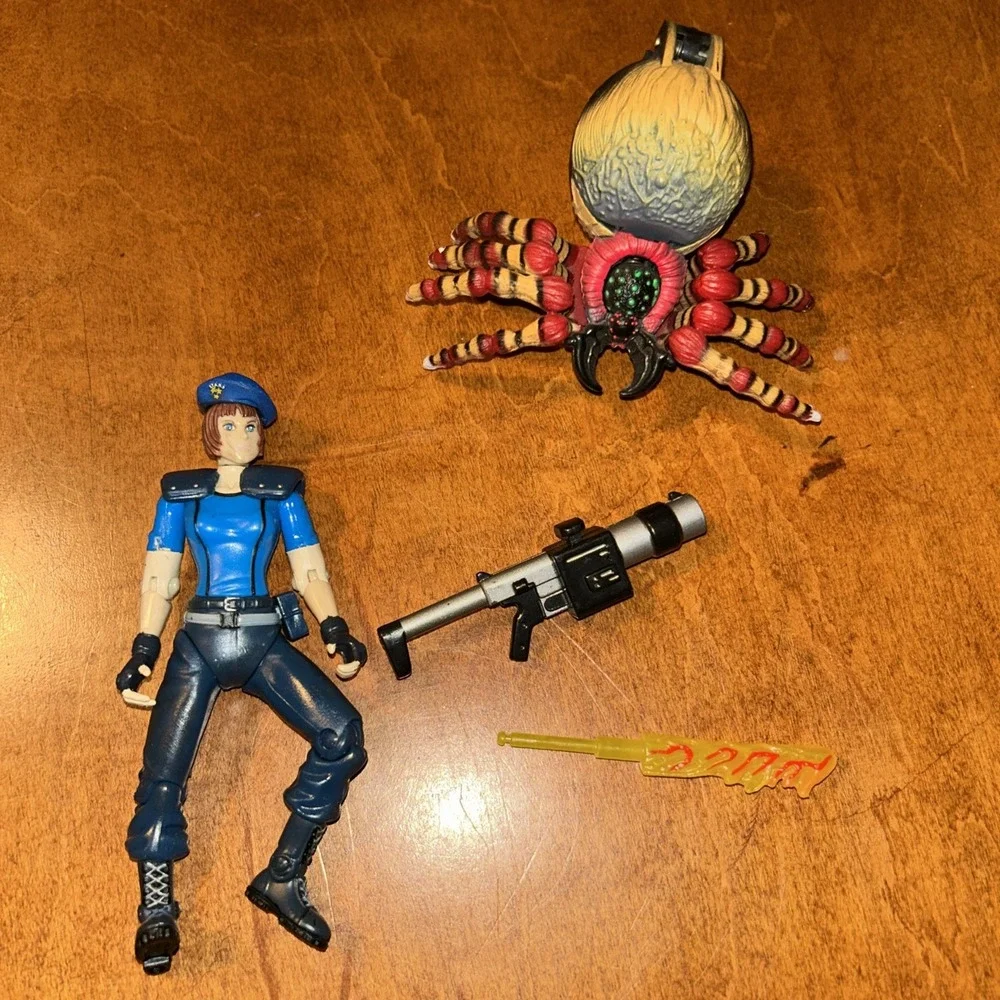 ToyBiz Resident Evil Jill Valentine vs Web Spinner Action Figure Complete Set C2